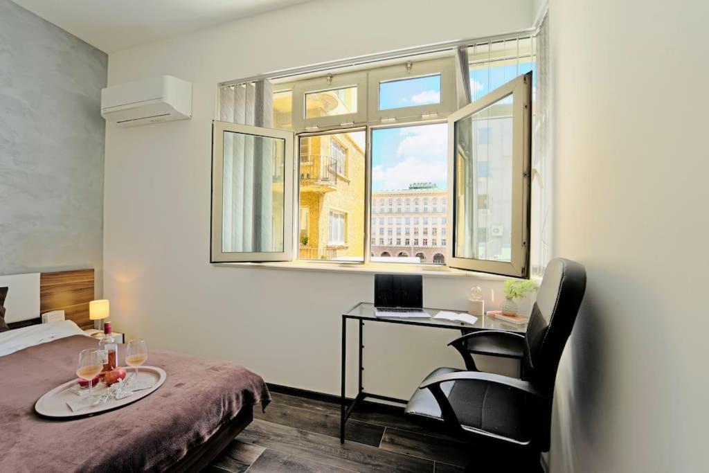 Cozy 2-Bedroom Flat In The Very Center Of Sofia Exterior photo